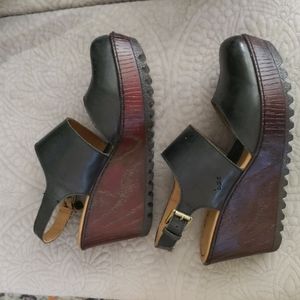 BOC Women's Helena Leather Wedge Sandal